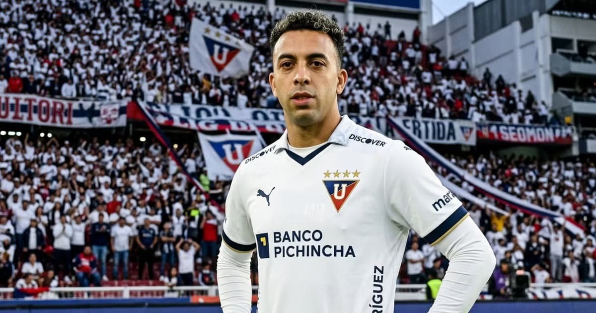 Lucas Rodriguez como jugador de LDU
