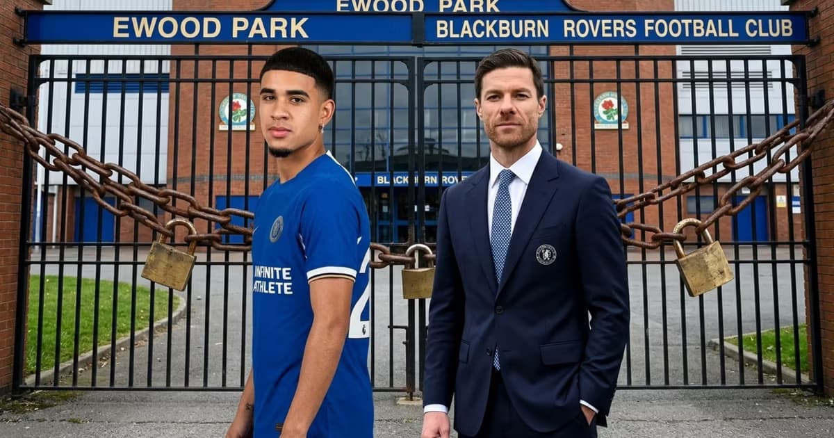 Kendry Páez y Xabi Alonso fuera del estadio del Blackburn Rovers