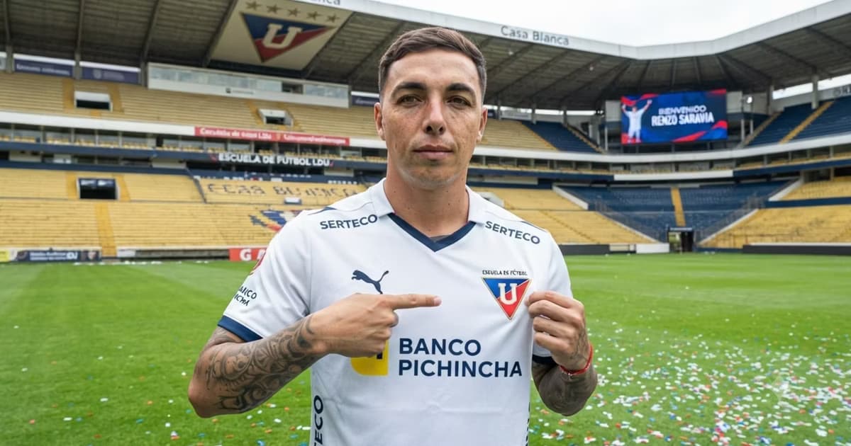 Renzo Saravia con la camiseta de LDU