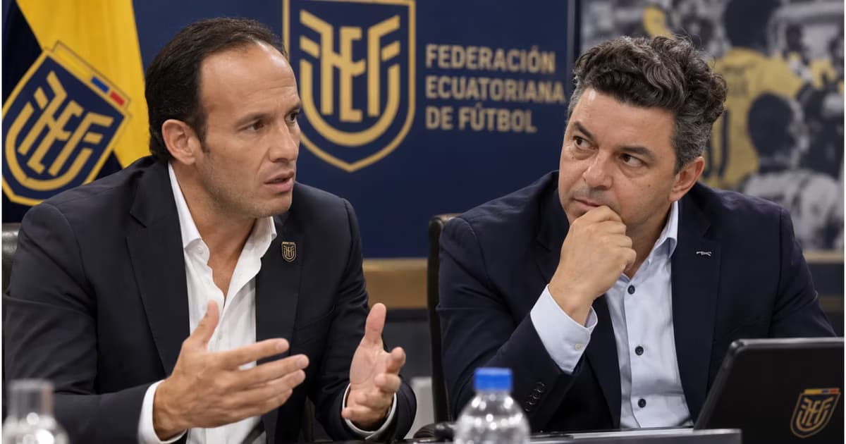 Francisco Egas y Marcelo Gallardo hablando