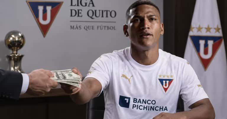 Carlos Gruezo deberá reducir su salario para regresar al fútbol ecuatoriano