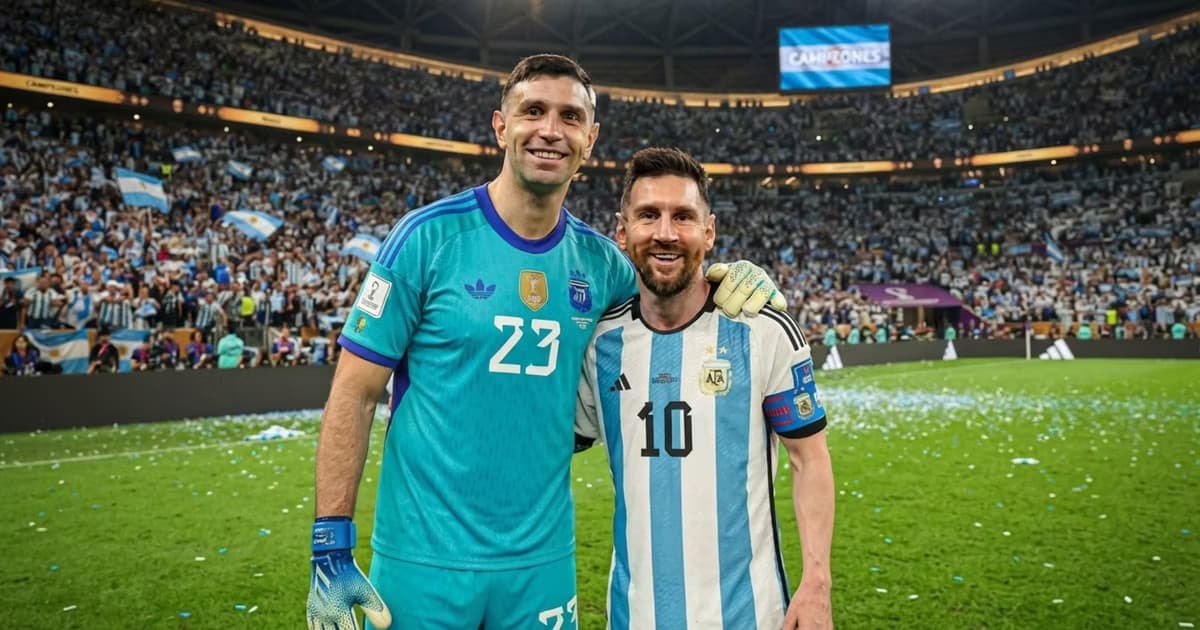 Dibu Martínez y Lionel Messi en la selección