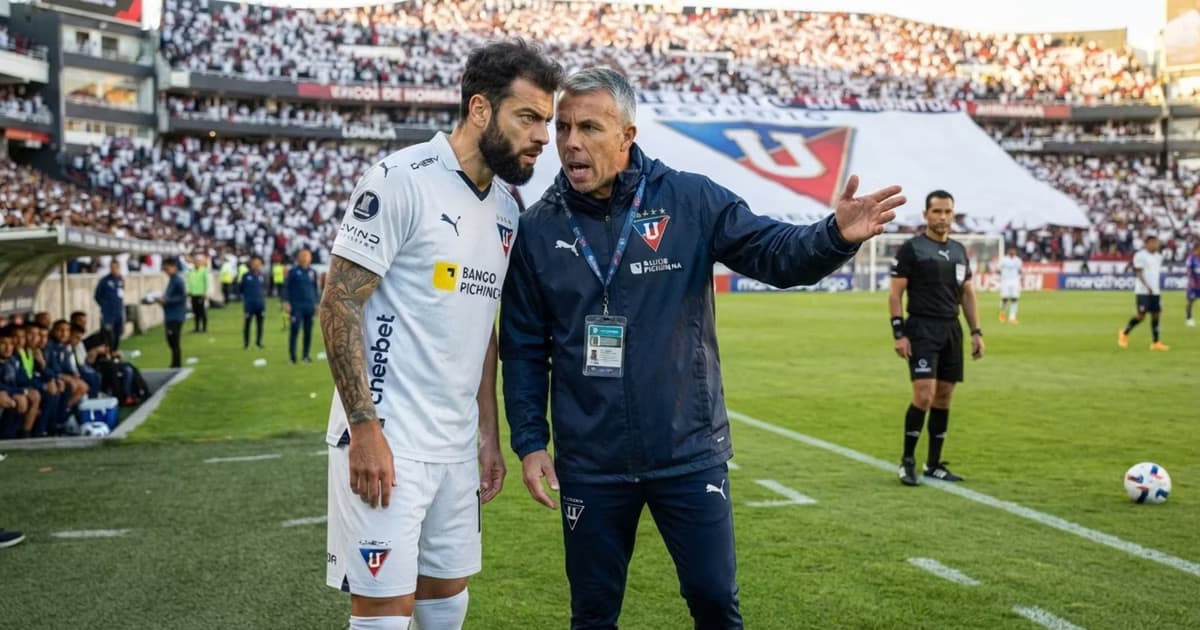 Gustavo Álvarez y Gian Allala en LDU