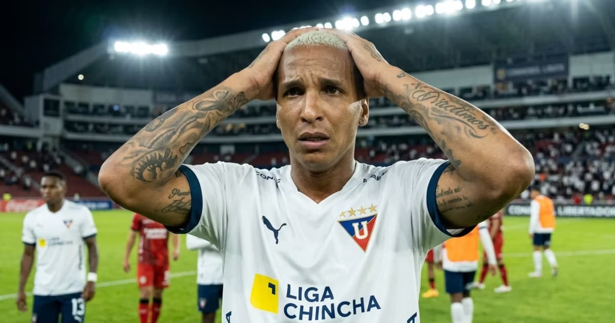 Deyverson preocupado en LDU