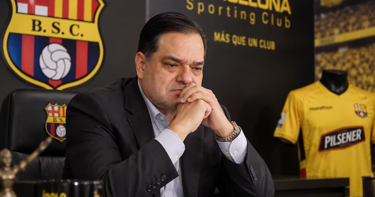 Juan Carlos Vayas en su oficina en BSC