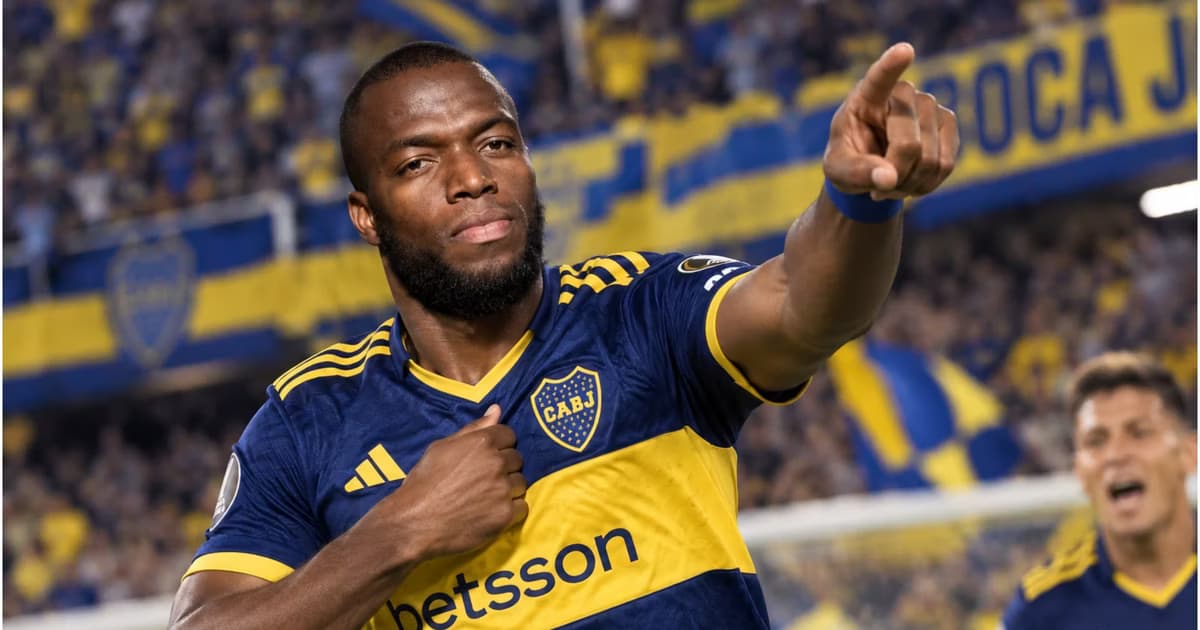 Enner Valencia celebrando un gol en Boca Juniors