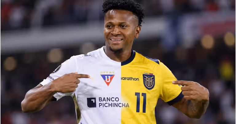 Michael Estrada podría volver a la Selección de Ecuador, pero problemas externos lo frenan