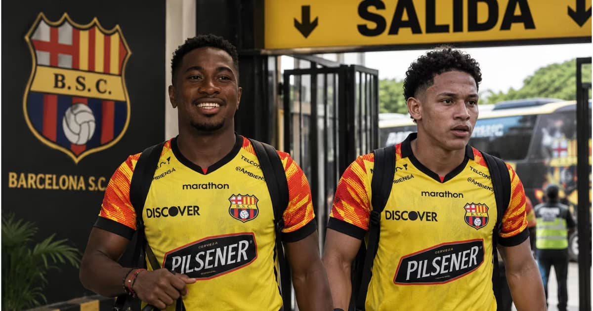 Bryan Carabalí y Johan García con la camiseta de BSC
