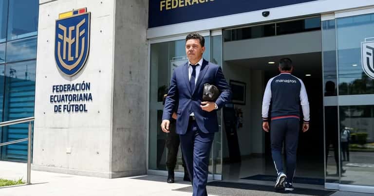 Marcelo Gallardo todavía no convenció del todo a la FEF, apareció un plan B inesperado