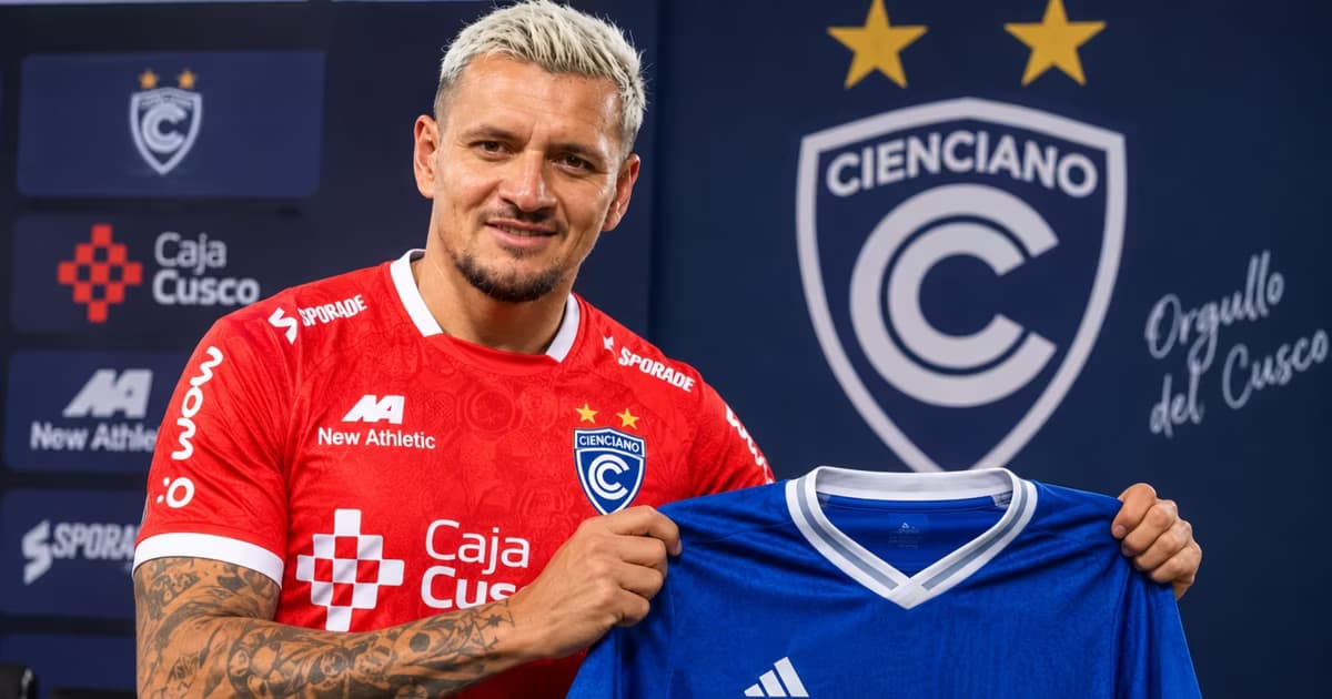 Carlos Garcés como jugador de Cienciano