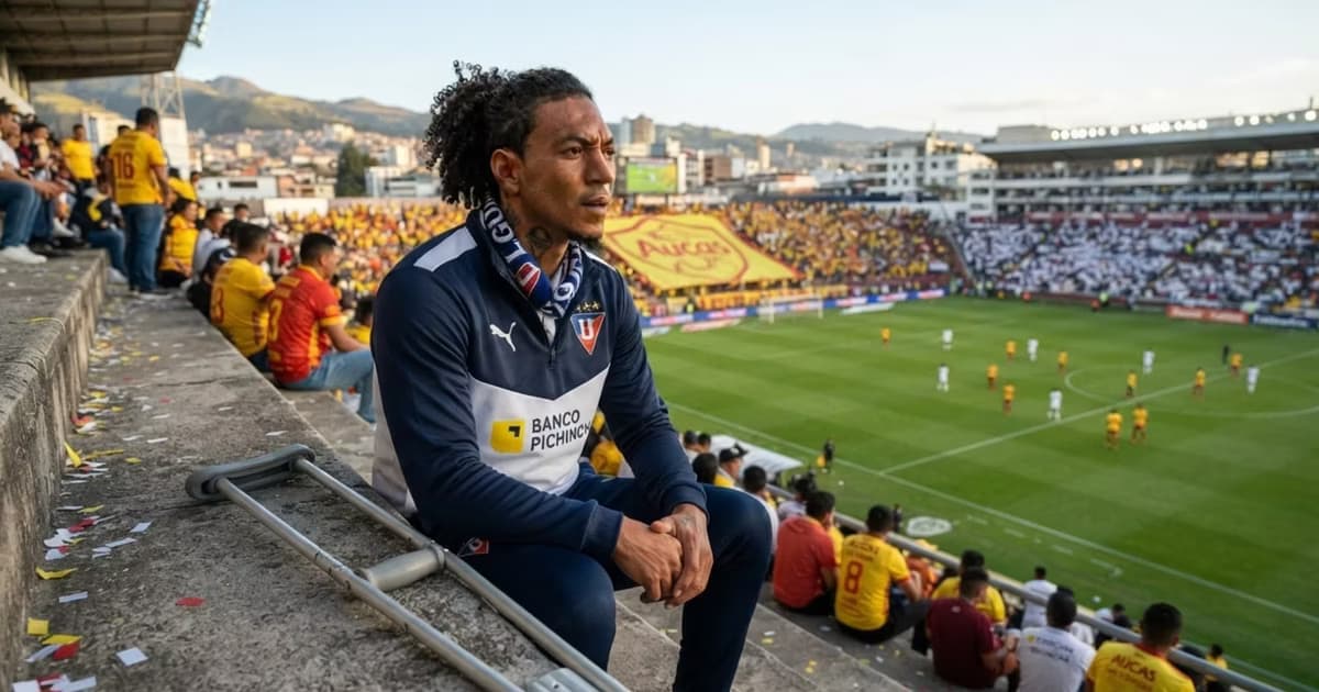 José Quintero viendo a LDU