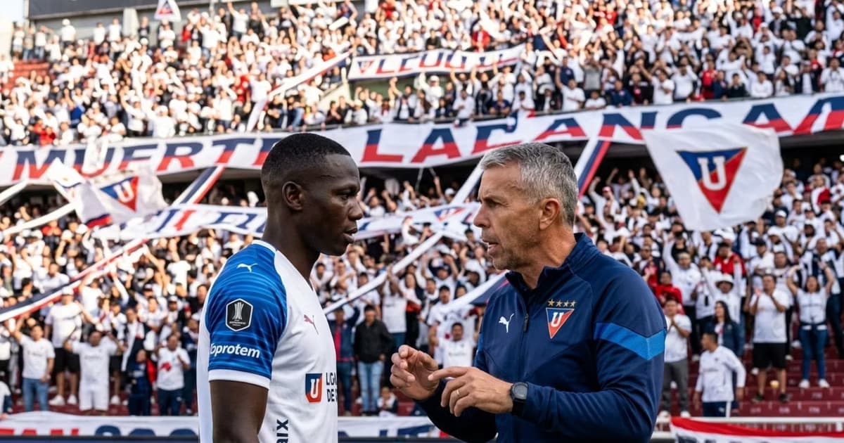 Janner Corozo y Gustavo Álvarez en LDU