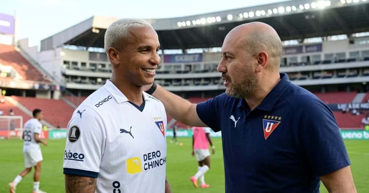 Deyverson y Eduardo Álvarez en Casa Blanca