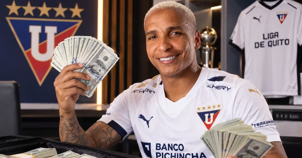 Deyverson con su salario