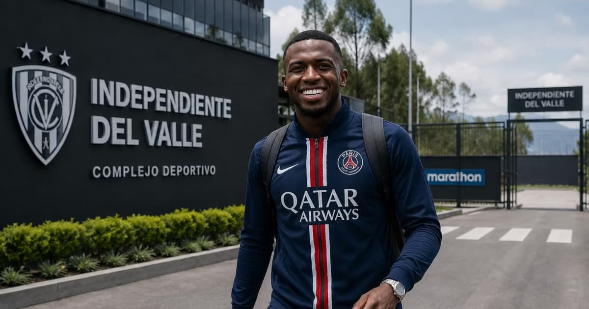 Willian Pacho en el complejo de IDV