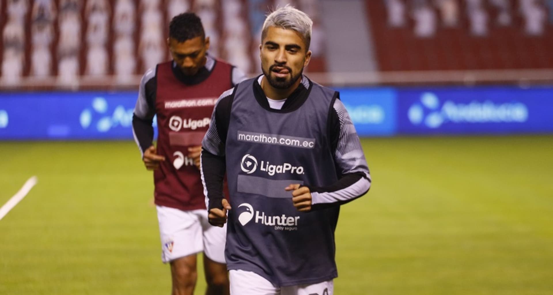 Adolfo Muñoz tuvo la confianza en Liga de Quito de los entrenadores, pero no fue del agrado de los hinchas y finalmente terminó saliendo