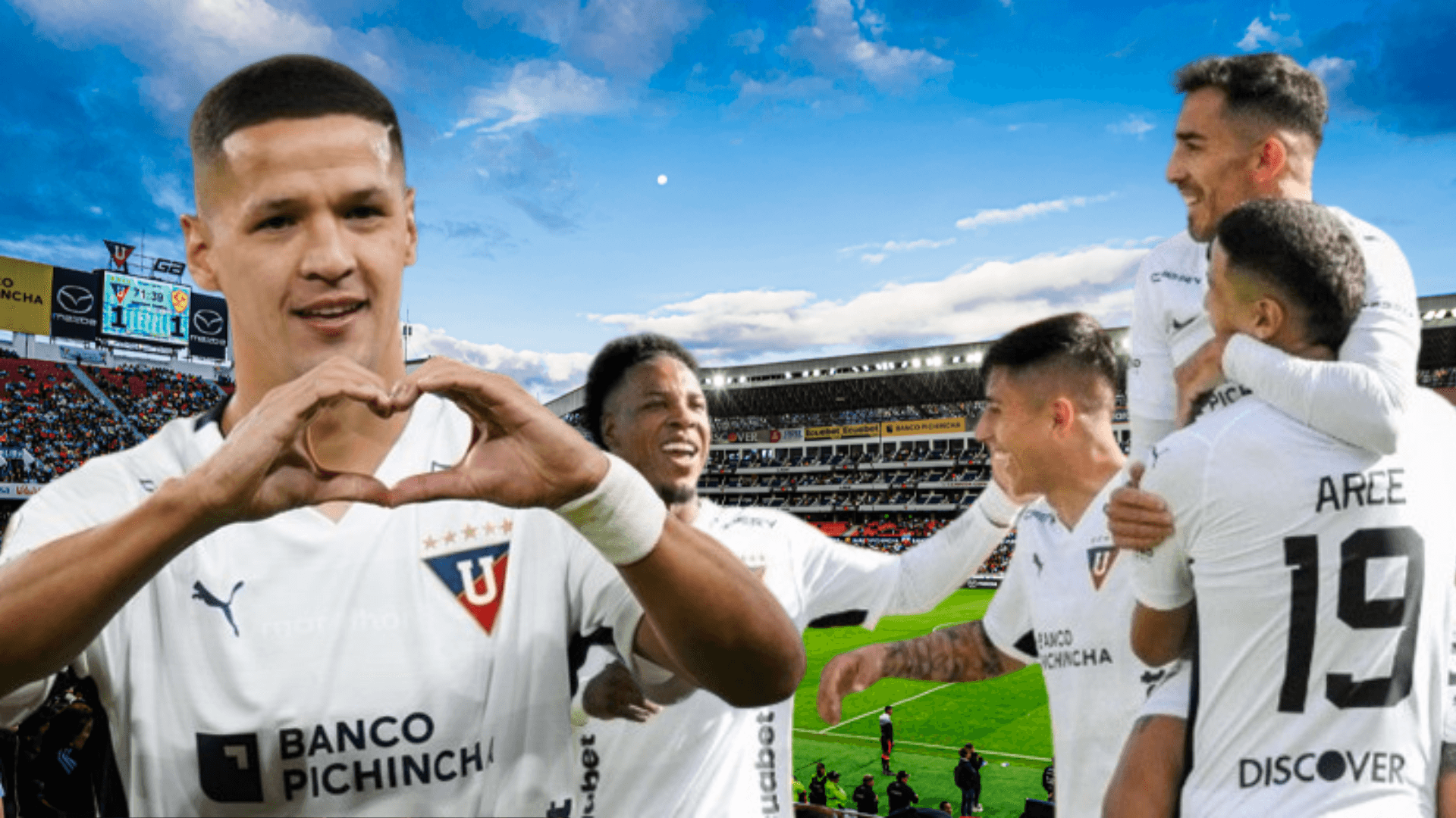 Alex Arce y jugadores de Liga de Quito (Foto tomada de: Liga de Quito/API)