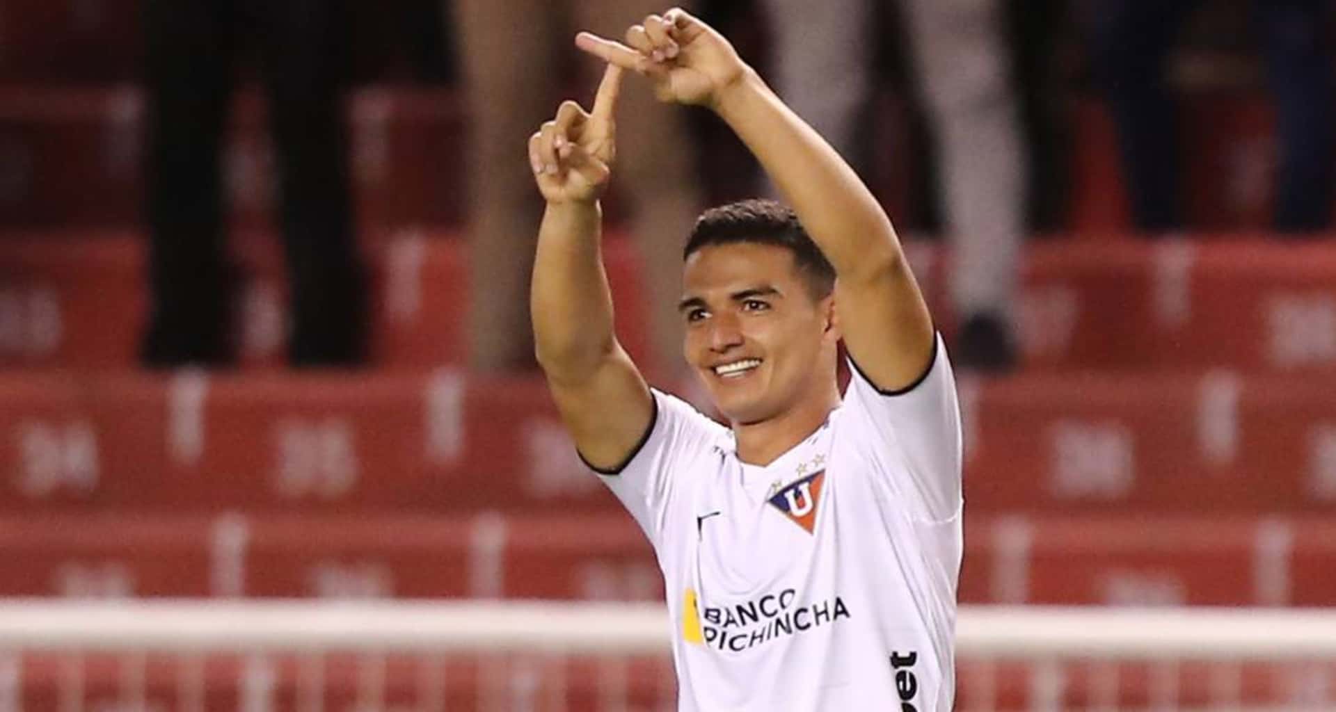 Alexander Alvarado recibió un sondeo desde Cruzeiro de Brasil, ya que Liga de Quito aún no negocia su estancia para el 2023