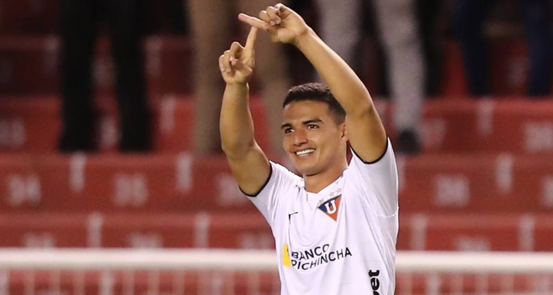 Alexander Alvarado recibió un sondeo desde Cruzeiro de Brasil, ya que Liga de Quito aún no negocia su estancia para el 2023