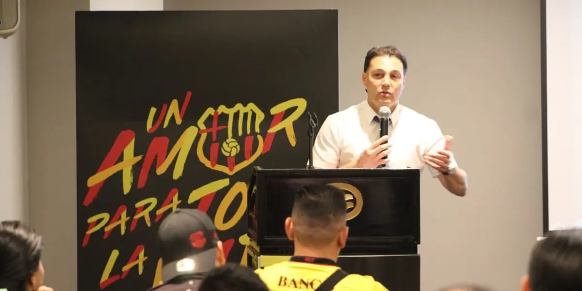 Alfaro Moreno propone una crear puestos de trabajo para los socios del equipo Canario