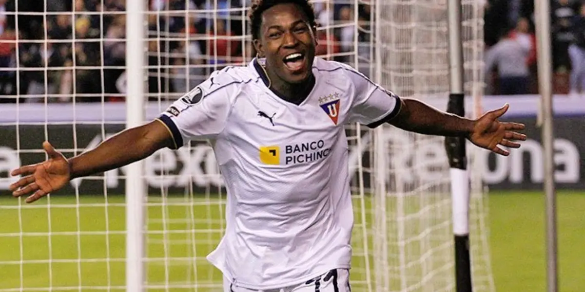 Anderson Julio sonó para retornar a Liga de Quito junto con Jhojan Julio para el 2023, pero el equipo tomó una decisión