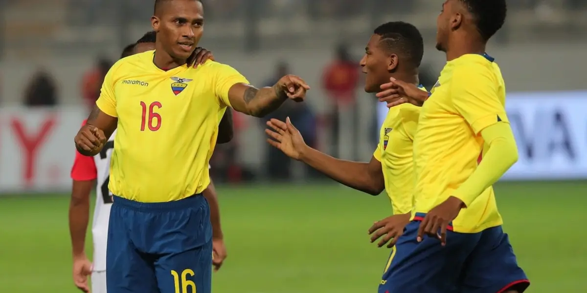 Antonio Valencia subió a sus redes sociales un mensaje de respaldo para la nueva tricolor tras la goleada ante Argentina