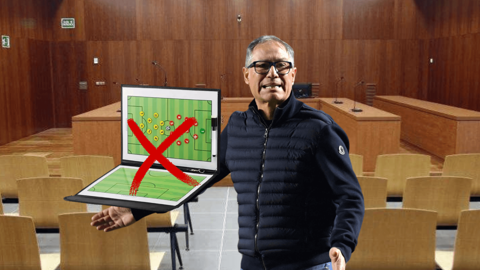 Ariel Holan preocupado, pizarra de fútbol X. Foto tomada de: Navarra.com