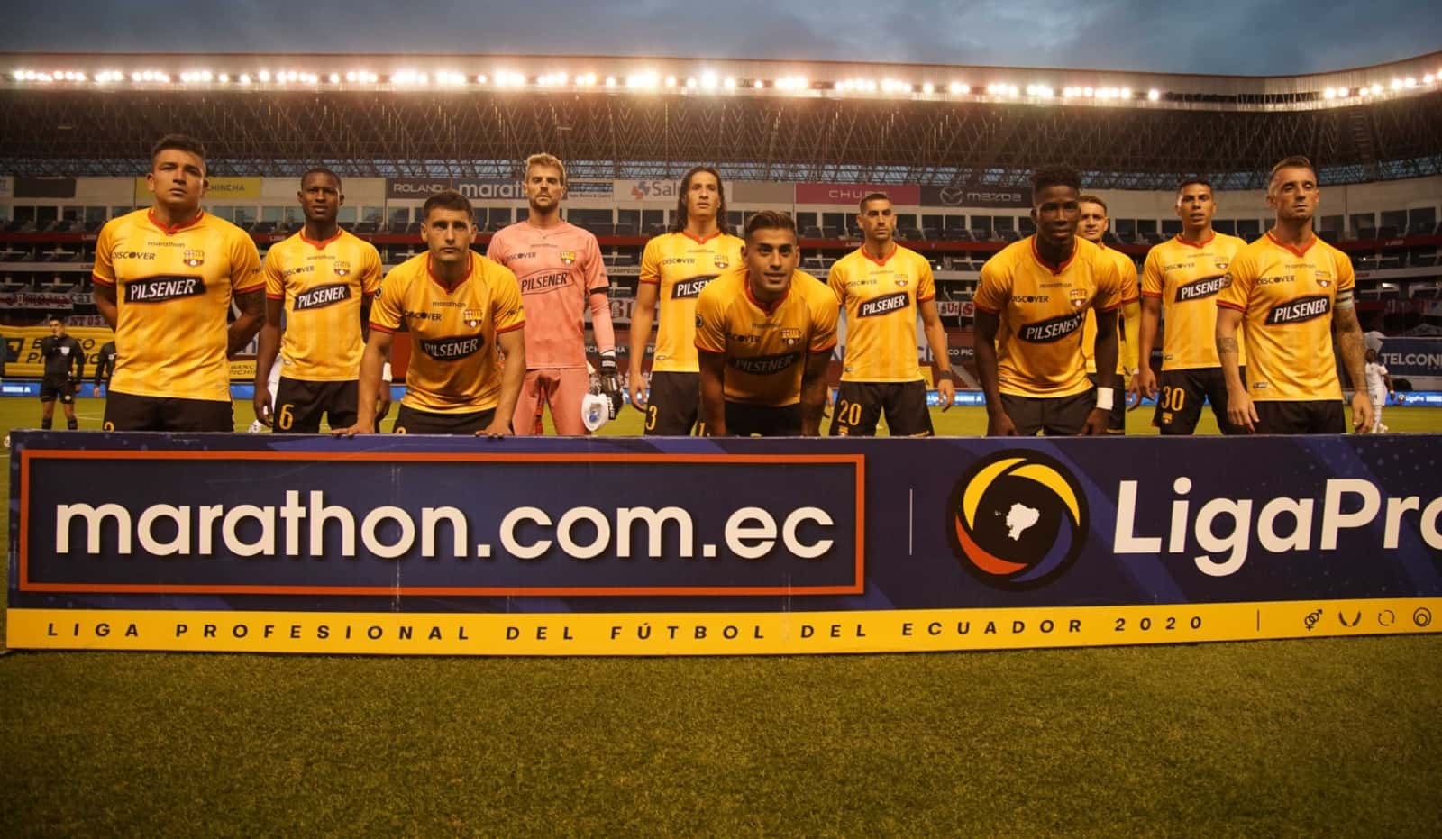 Barcelona SC cayó en la altura de Bolivia contra The Strongest y ante la alta competencia que tienen en el plantel, este jugador podría perder la titularidad por su bajo nivel