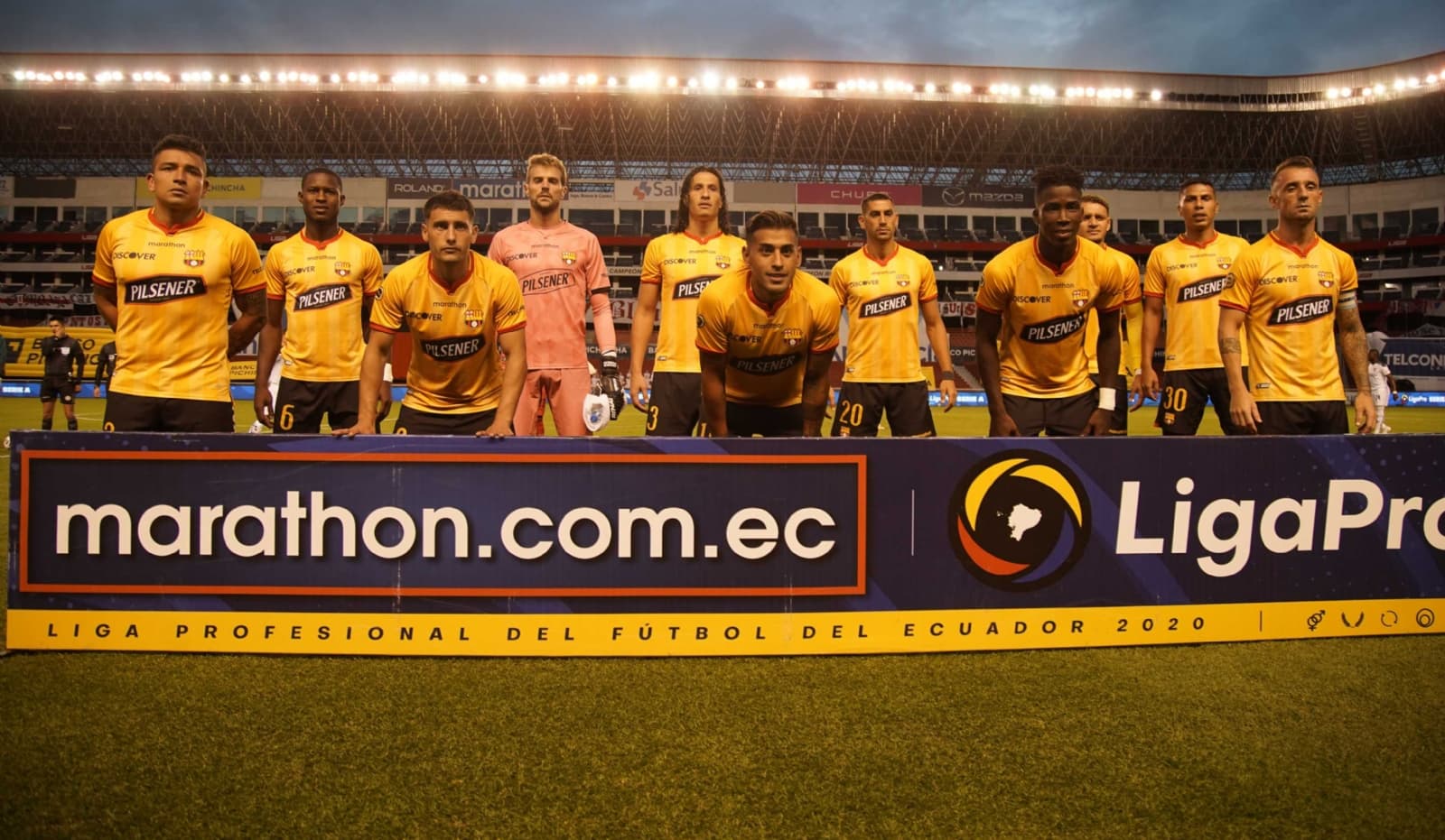Barcelona SC cayó en la altura de Bolivia contra The Strongest y ante la alta competencia que tienen en el plantel, este jugador podría perder la titularidad por su bajo nivel