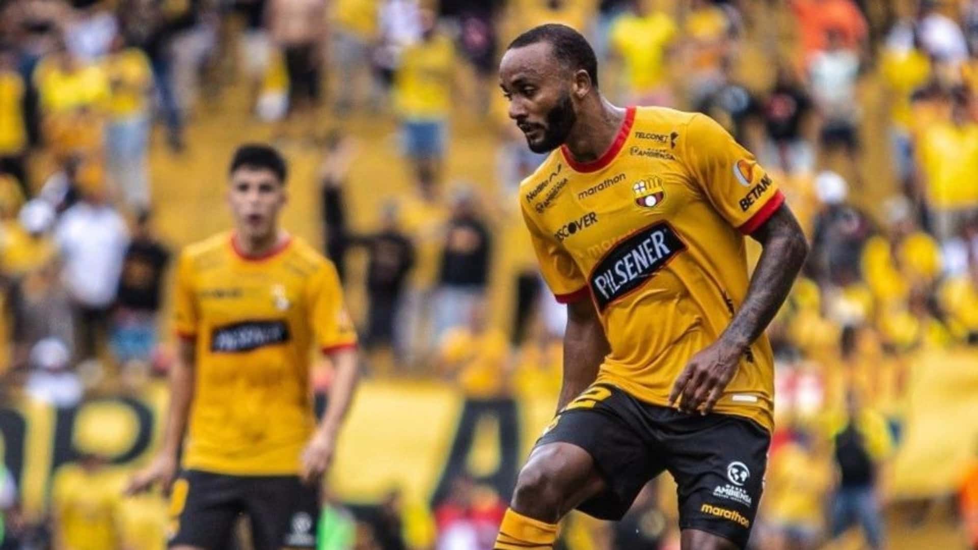 Barcelona SC-Leonai Souza