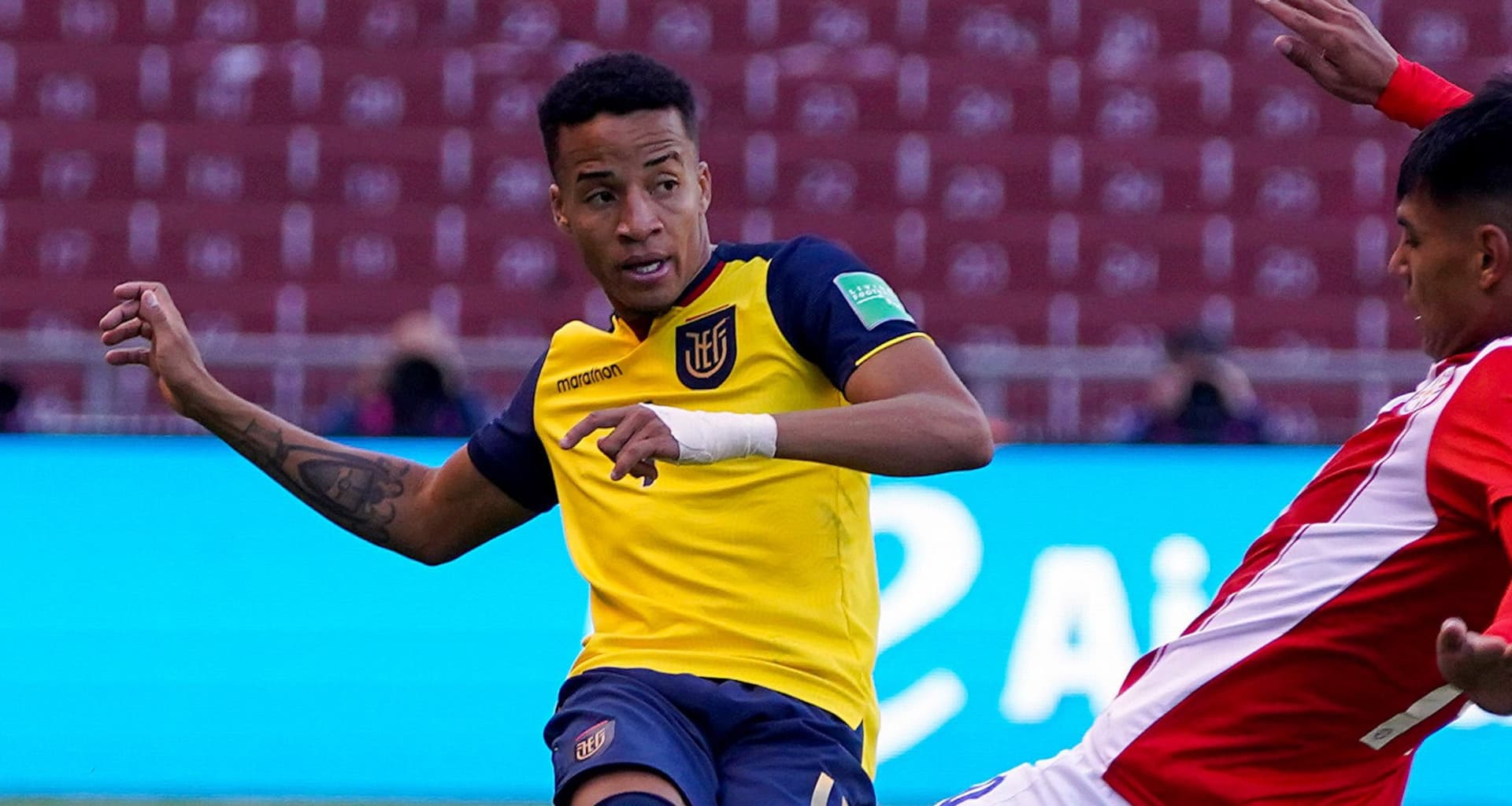 Byron Castillo tuvo su debut con la Selección Ecuatoriana absoluta en el estadio Rodrigo Paz y se ganó los aplausos de la hichada. En la intimidad de la Tri tuvo su celebración donde dedicó unas palabras a sus compañeros
