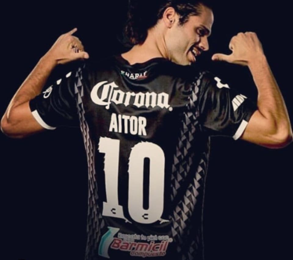 Cardoné de la serie Club de Cuervos, fue anunciado en Liga