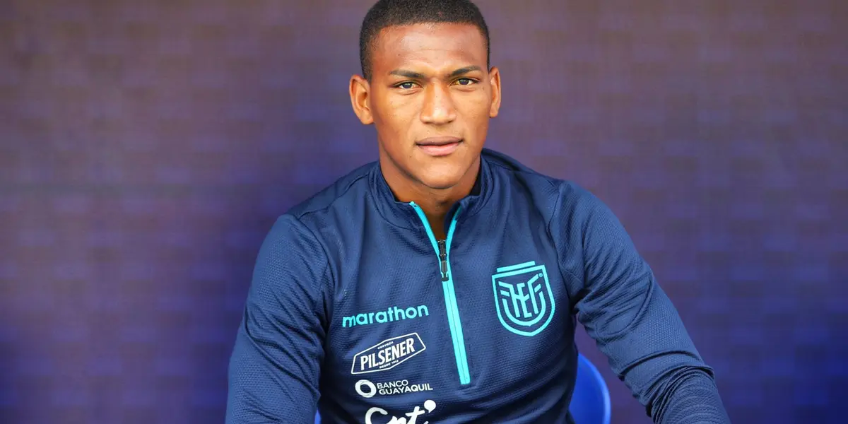 Carlos Gruezo fue muy criticado en su tiempo pero a base de fútbol ha demostrado que se ganó la titularidad en la Selección Ecuatoriana y es la columna vertebral para el esquema de Gustavo Alfaro