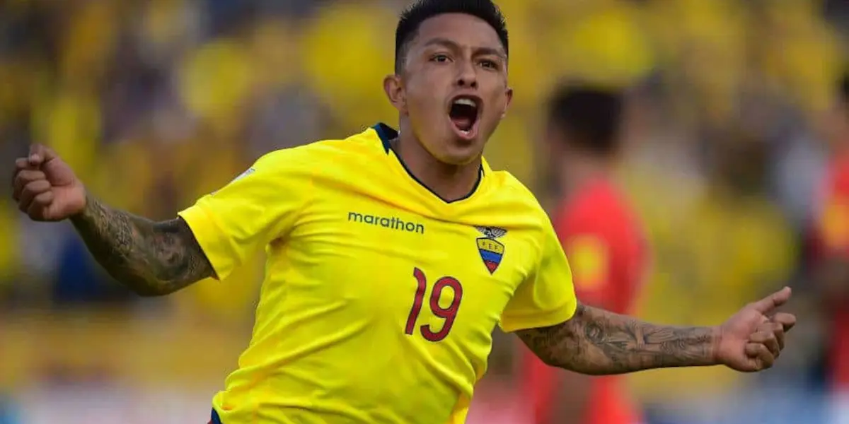 Cristian Ramírez decidió renunciar a la Selección Ecuatoriana y ahora, pese a que inauguró un Centro de Alto Rendimiento dio otro golpe bajo