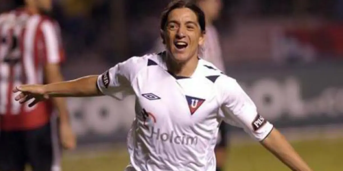 Damián Manso es uno de los jugadores más recordados por Liga de Quito, dueño de una zurda mágica, estuvo presente en el último entrenamiento en el CAR de Pomasqui