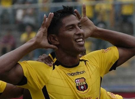 David Quiroz jugó en los equipos más grandes del país, Liga de Quito, Emelec, Barcelona SC y El Nacional, pero tras su retiro hoy lleva una vida alejada de los lujos
