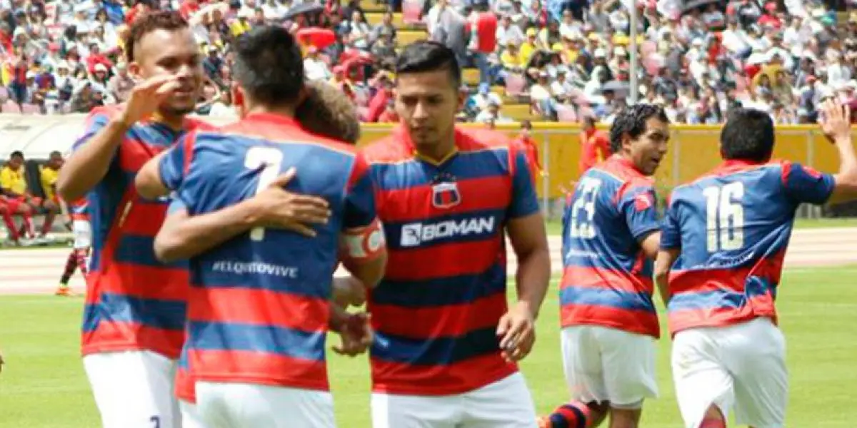 Deportivo Quito no deja de pasar su fiesta