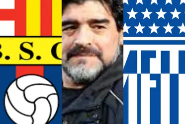 Diego Maradona ama el fútbol, es por eso que le encanta usar diferentes objetos con sellos de equipos de fútbol sin importar la nacionalidad. 