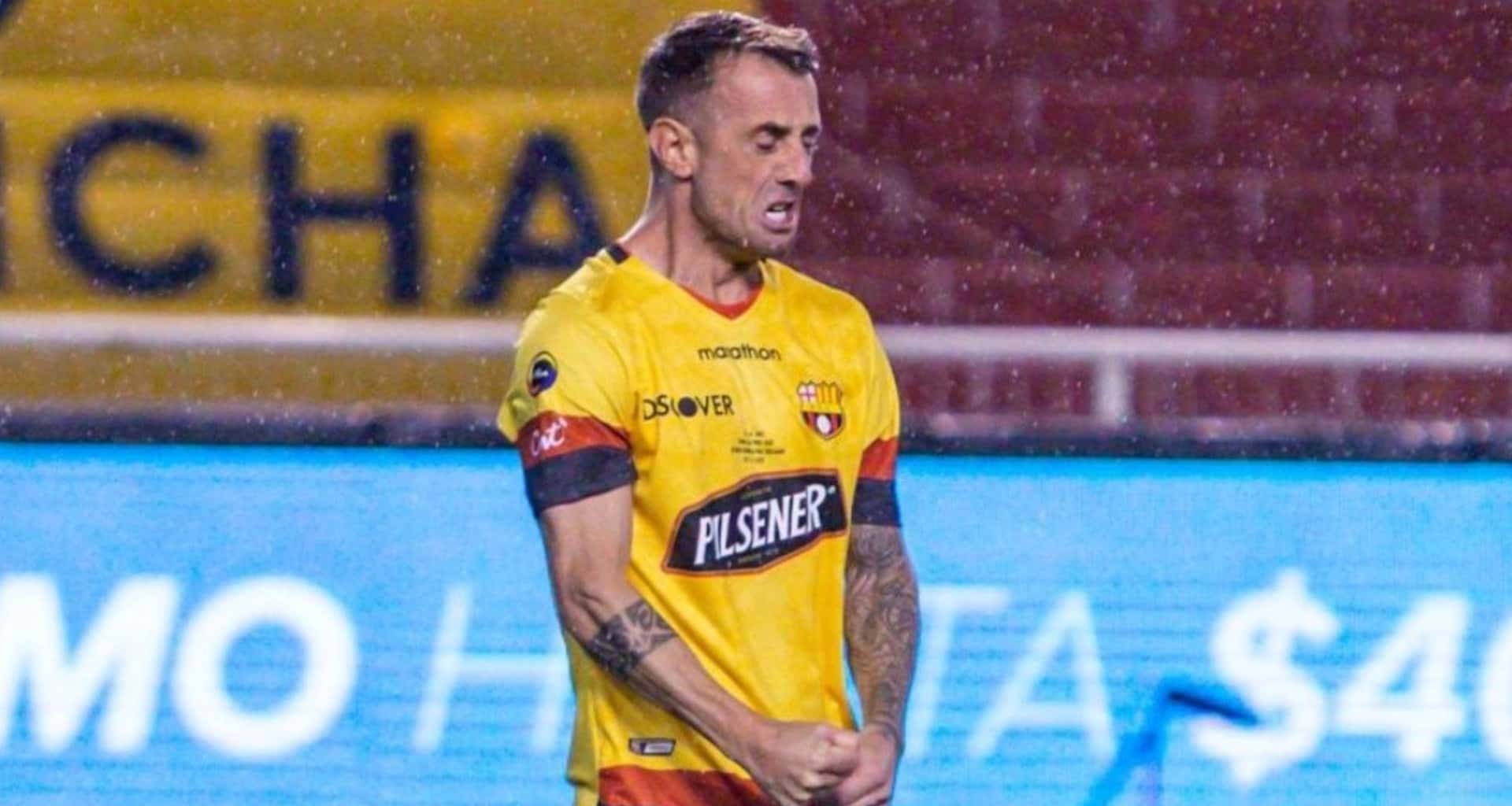 Dos jugadores perdieron espacio en la plantilla y hoy buscarán nuevos rumbos para la siguiente temporada