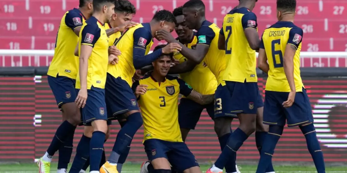 Dura baja para la selección de Gustavo Alfaro que perdió a uno de sus jugadores titulares contra Perú