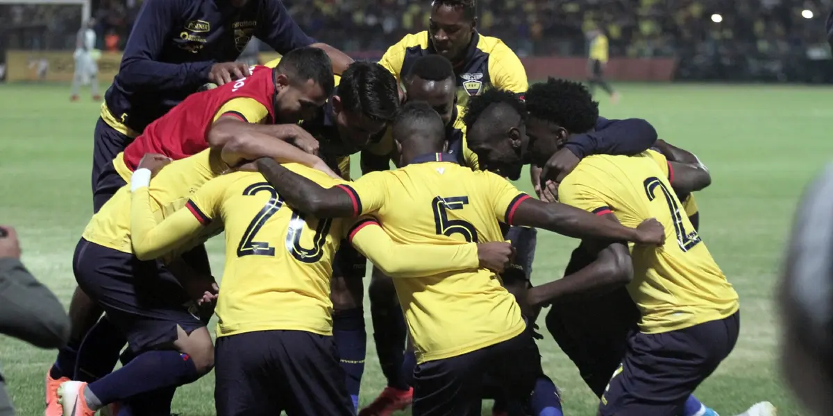 Ecuador recibe a Uruguay en el estadio Rodrigo Paz Delgado