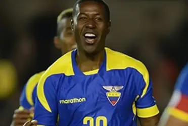 Edison Méndez, ex futbolista ecuatoriano, que puedo jugar por ambas bandas como por el centro. Además de, ser un histórico de Selección de Ecuador, al anotar el tanto de la primera victoria en un Mundial en el año 2002.