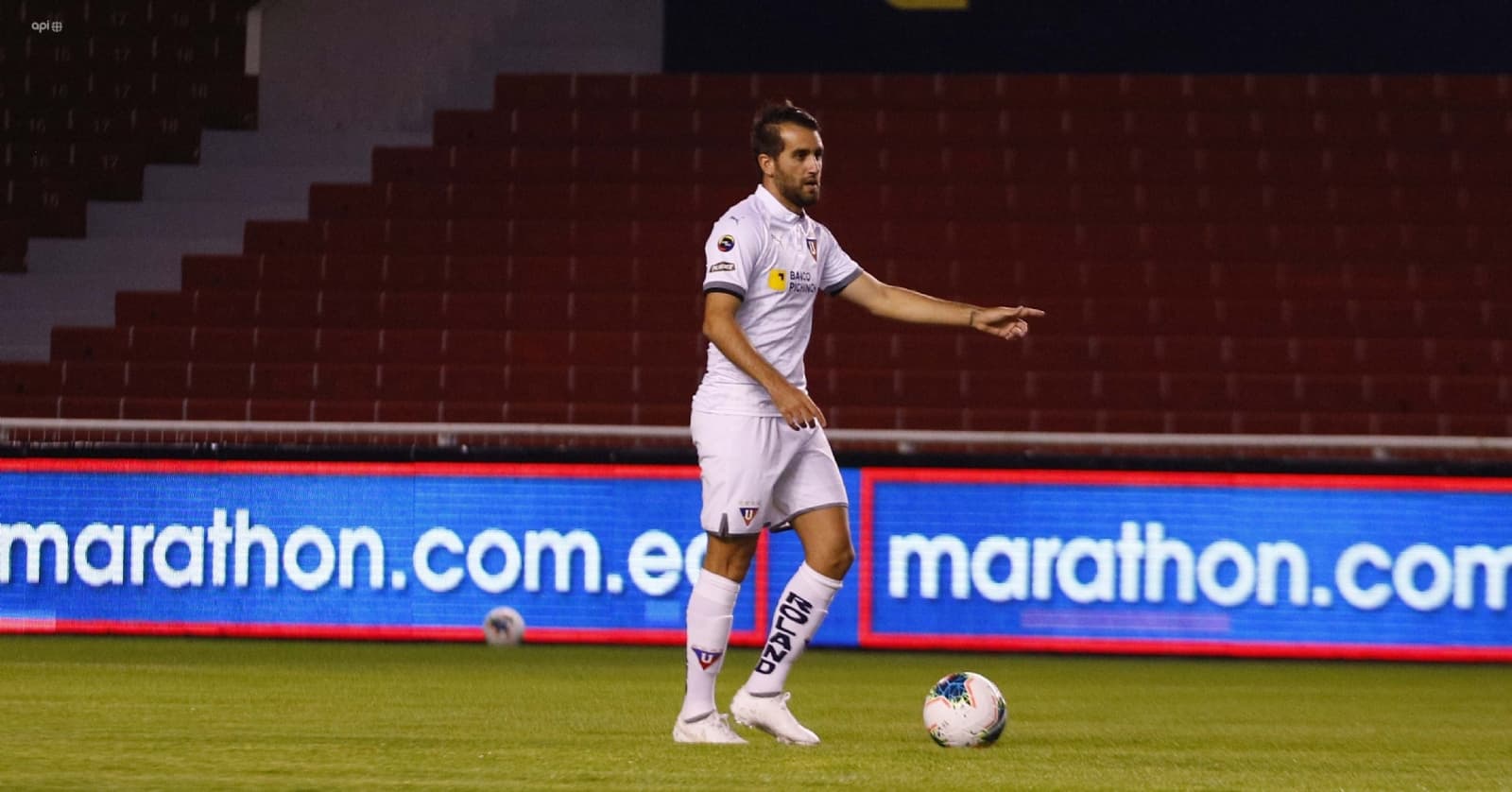 El argentino salió lesionado en el segundo tiempo contra Barcelona SC