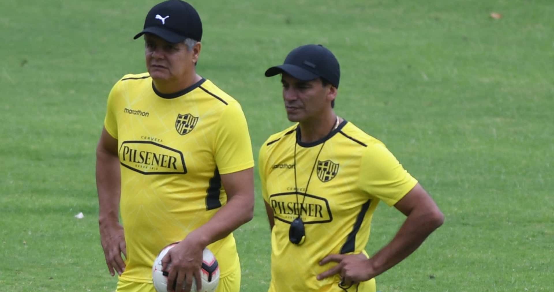 El asistente técnico de Fabián Bustos será entrenador de un equipo de Guayaquil