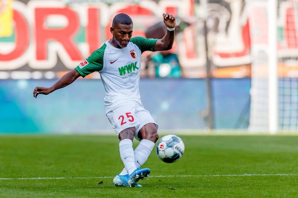 El Augsburgo de Carlos Grueso ganó en condición de visitante por 3-0 al Schalke 04