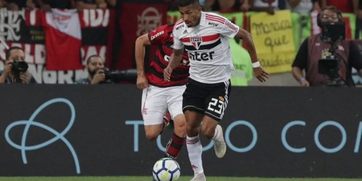 El club brasileño analiza la posibilidad de extender el contrato del delantero ecuatoriano