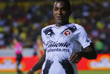 El delantero ecuatoriano aseguró su futuro por las próximas temporadas