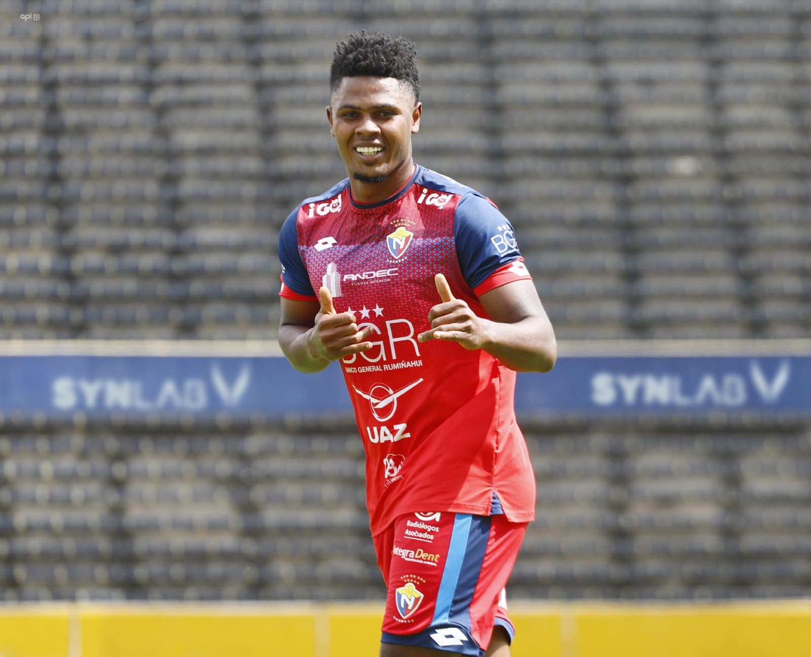El delantero ecuatoriano suma una nueva experiencia internacional