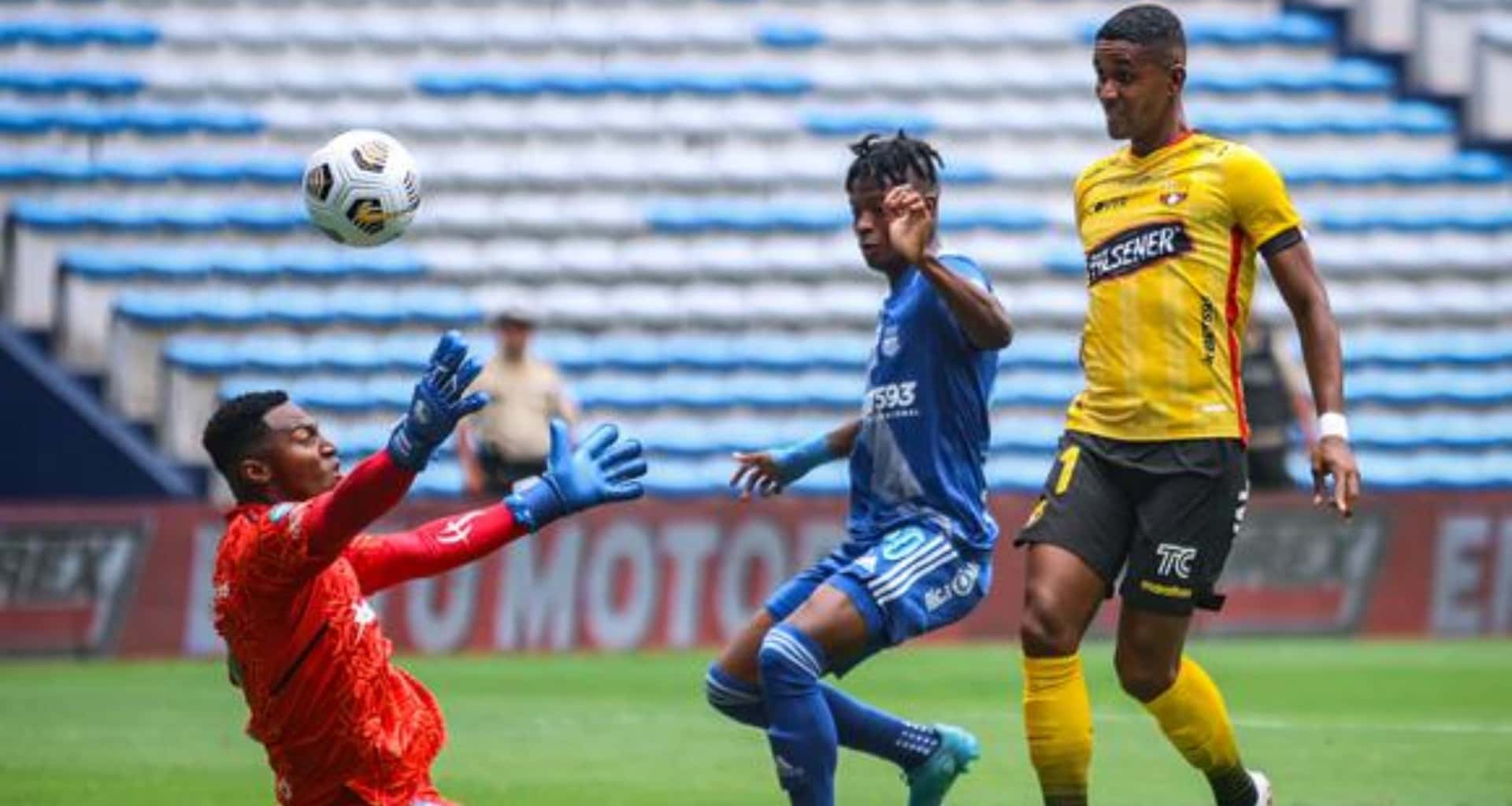 El delantero la está rompiendo y aunque Barcelona SC lo sondeó, ahora Emelec lo tiene en su lista para ficharlo como sea