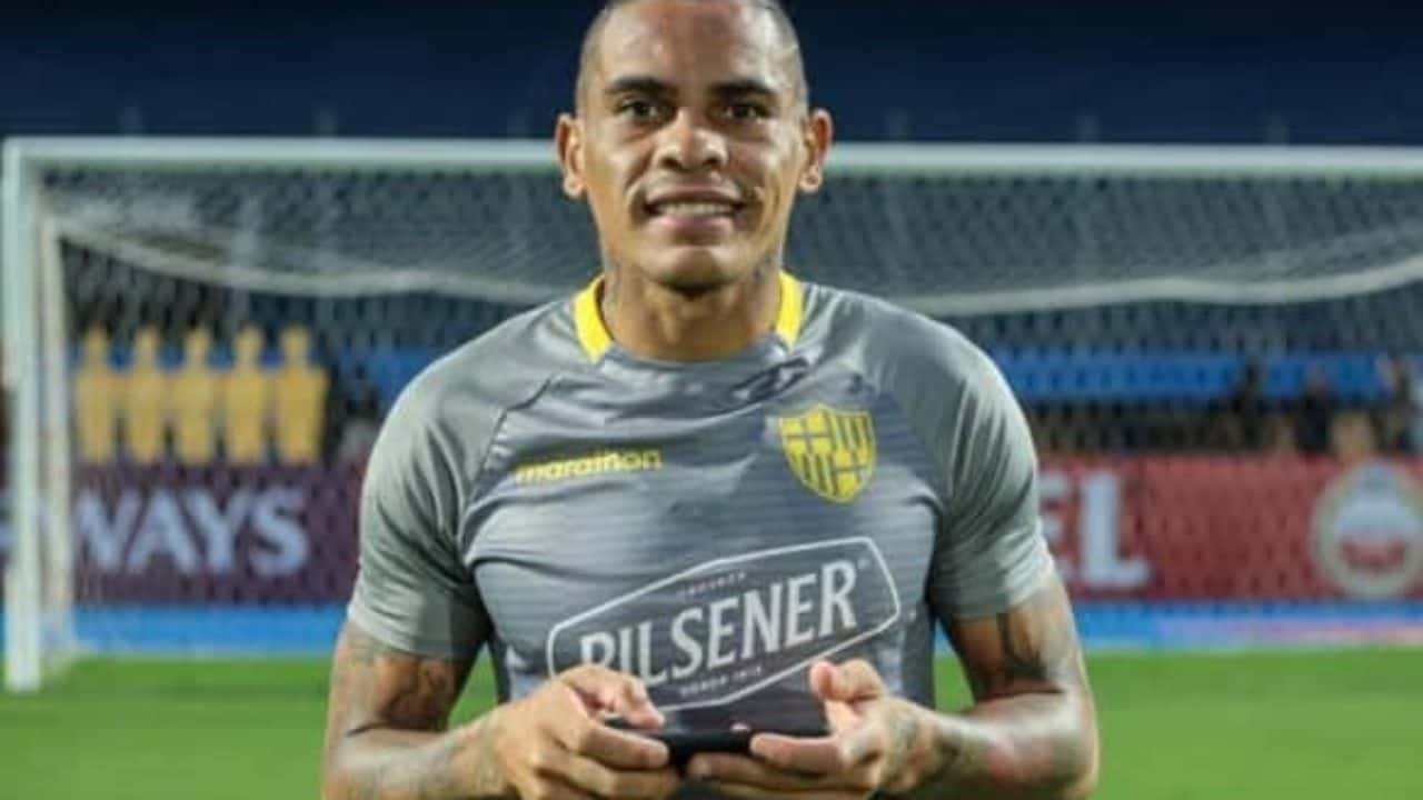 El delantero uruguayo decepcionó esta temporada en Barcelona SC